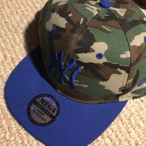 Blue and camo yankees hat